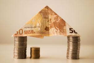 Prévenir le blanchiment d'argent par le biais de prêts et de biens immobiliers : ce qu'un intermédiaire de crédit doit savoir