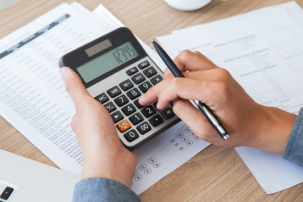 Hoe lees ik efficiënt een jaarrekening en hoe beoordeel ik de cijfers?
