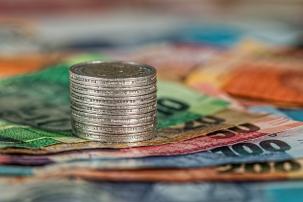 Witwasoperaties voorkomen in het bankkantoor